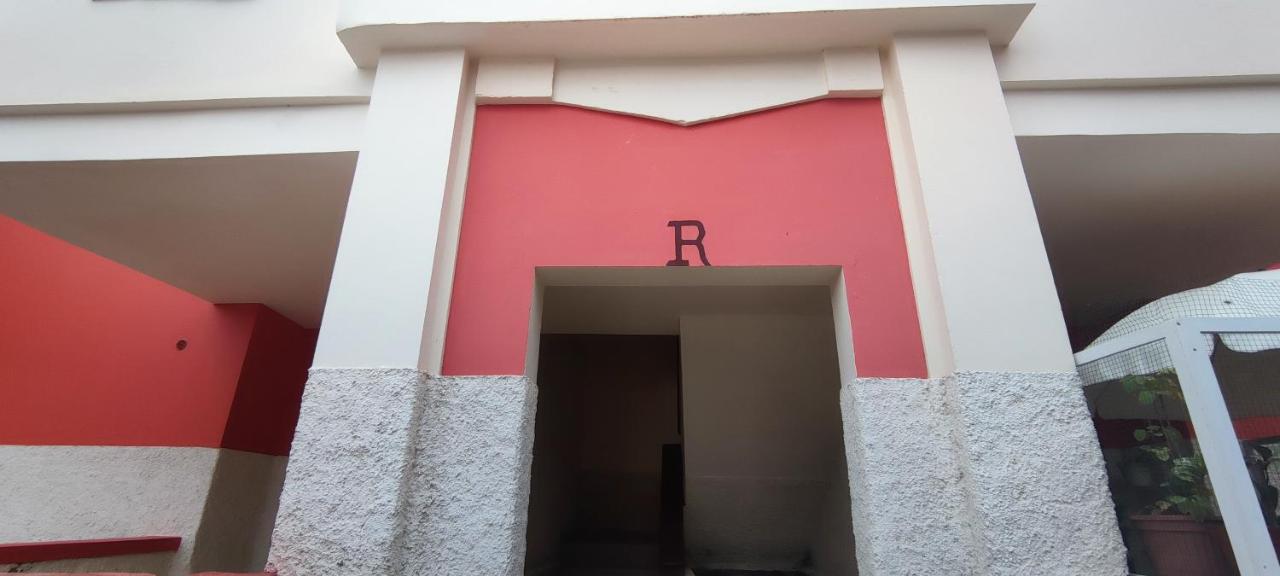 Sal Service Red Moradias Residence With Pool Santa Maria Bagian luar foto